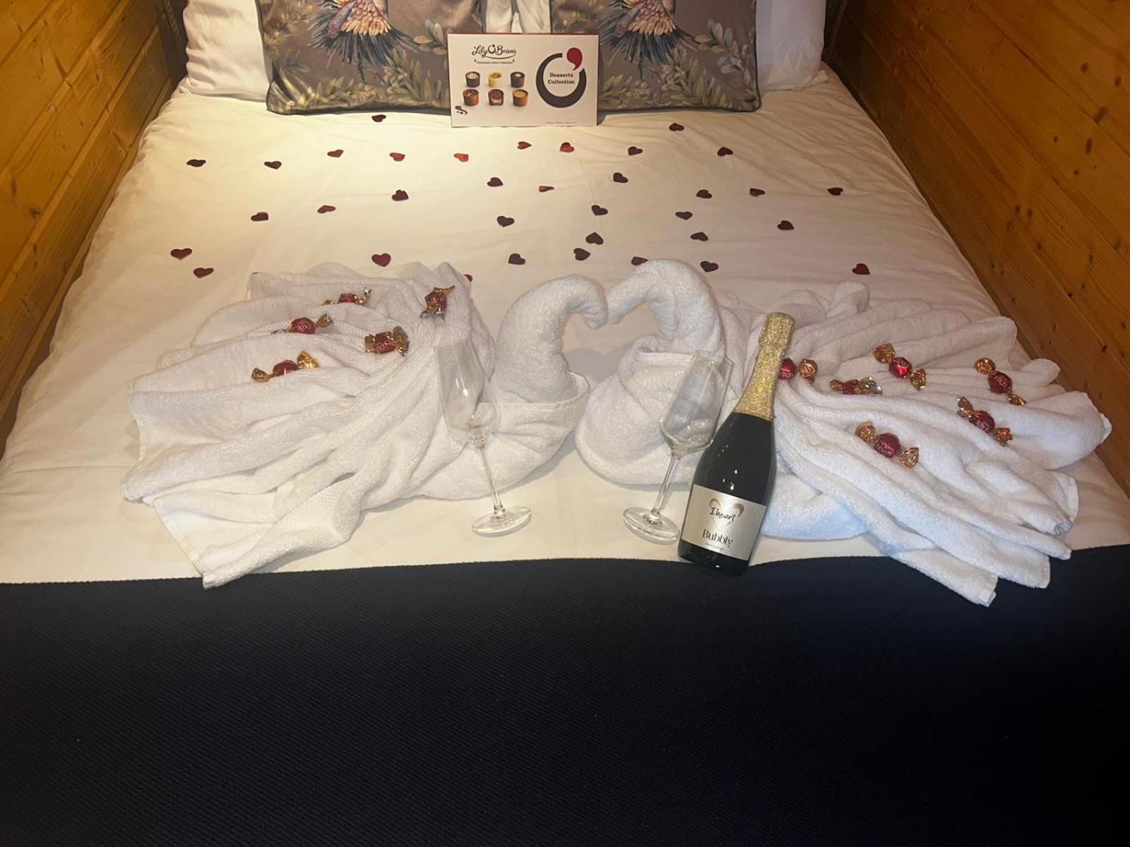 Crabmill Glamping Bewdley Hotel Buitenkant foto