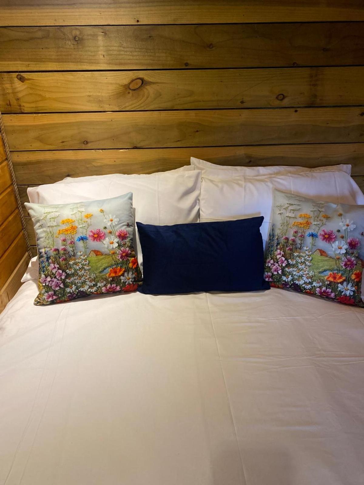 Crabmill Glamping Bewdley Hotel Buitenkant foto